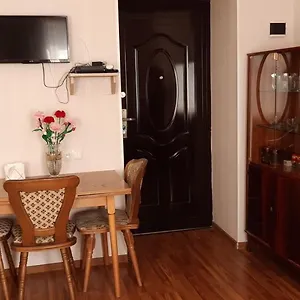 Tamara's In Avlabari Апартаменты
